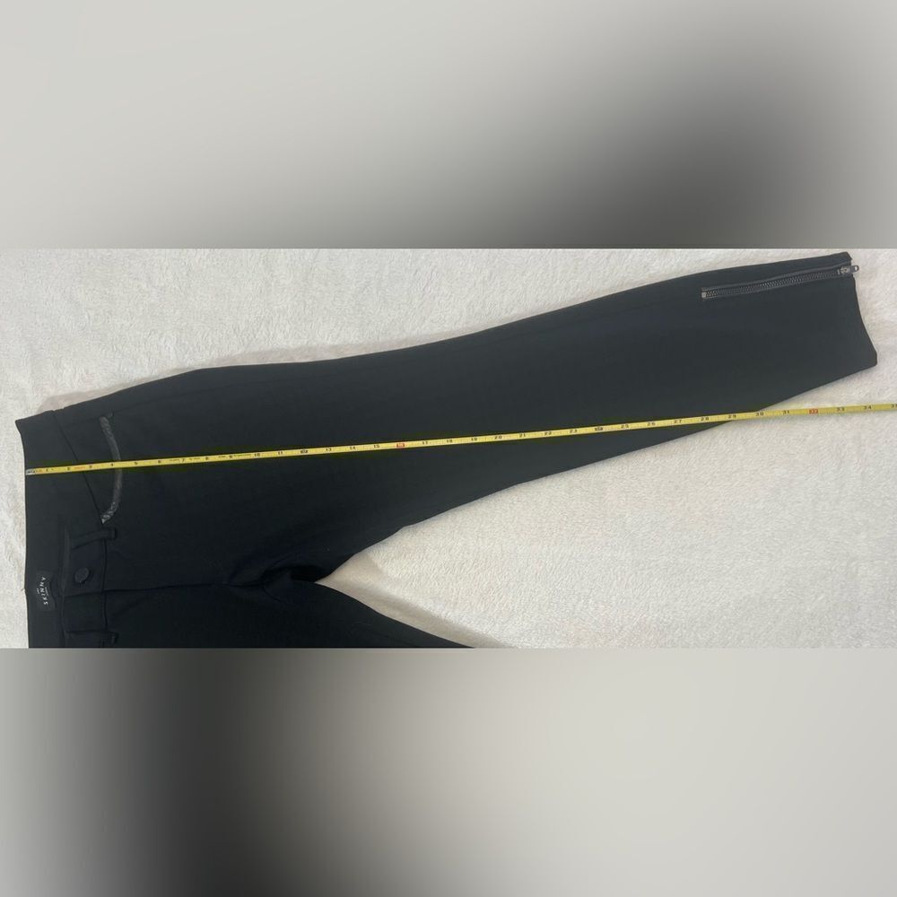 WHBM Skinny Black Ankle Pants with cute pockets and zipper at legs - Picture 7 of 13